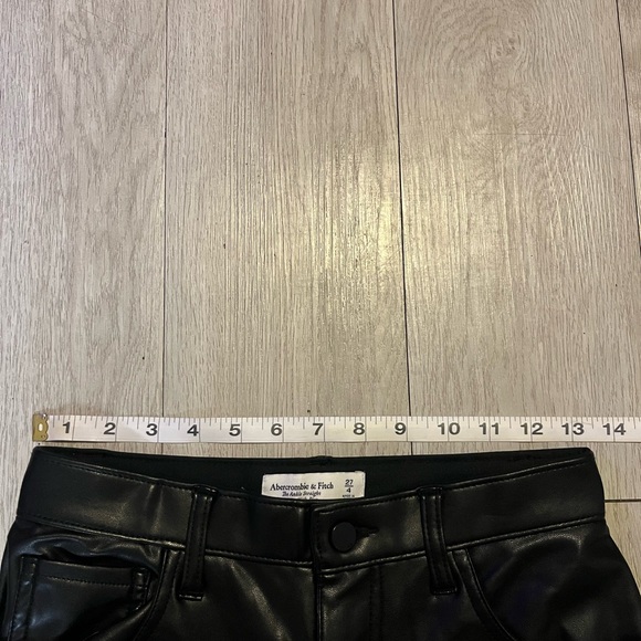 Abercrombie & Fitch Ultra High Rise Curve Love Leather Ankle Straight Pant - Picture 7 of 7